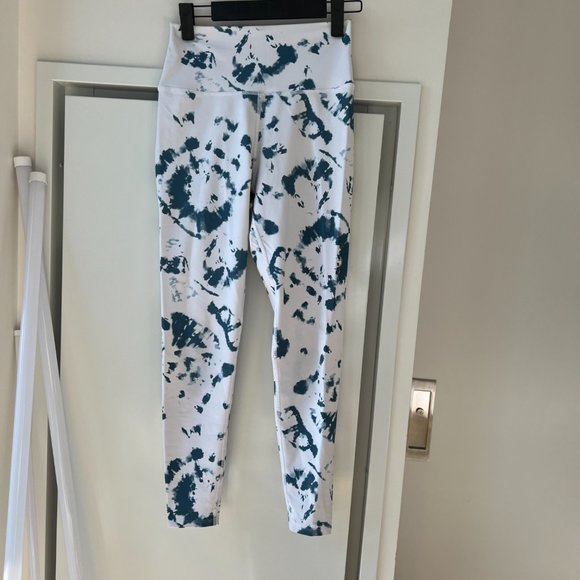 Soulcycle blue and white Tiedye Leggings - small - Picture 6 of 9